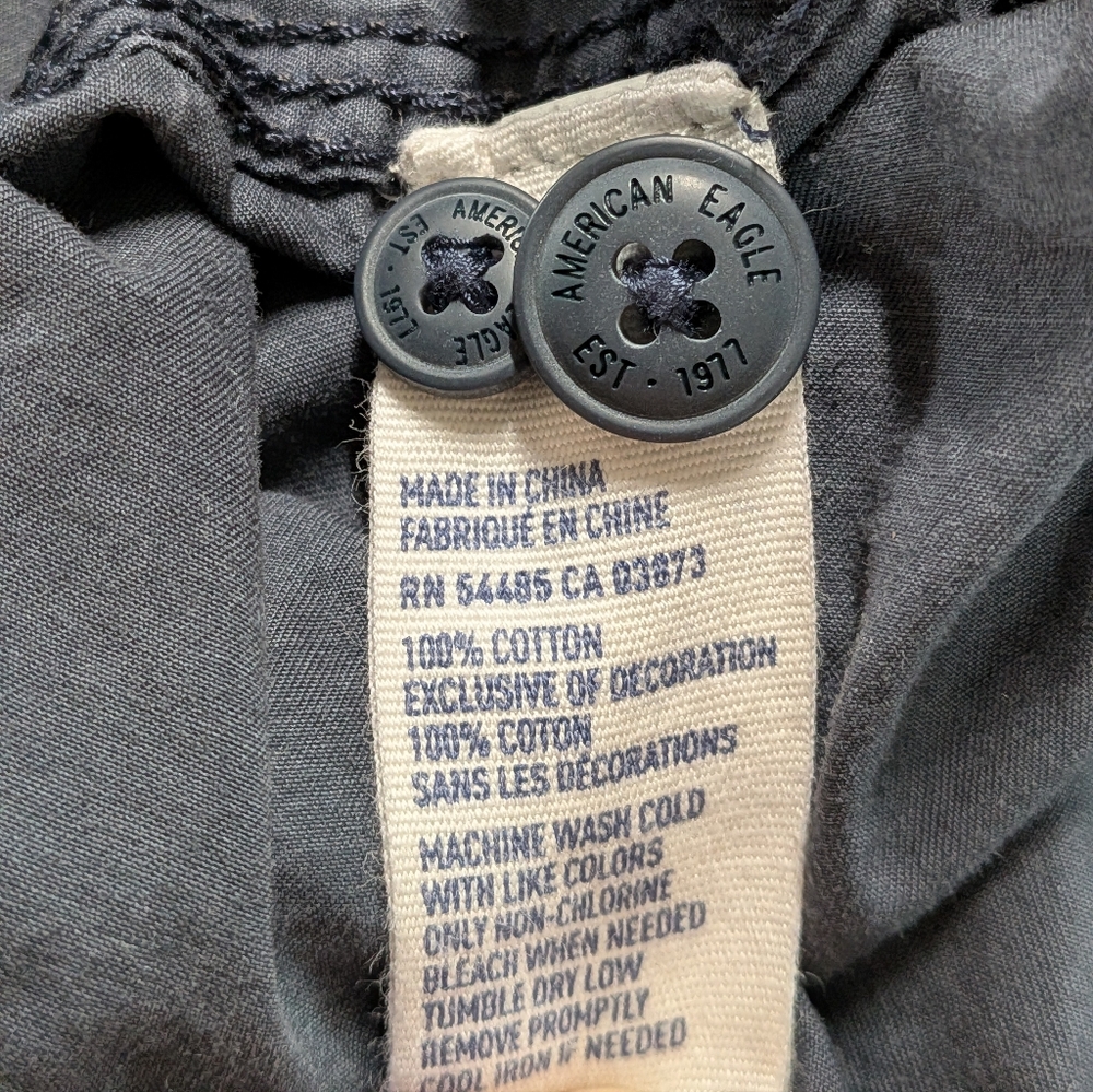 American Eagle Men's Vintage Fit Button Up - Picture 12 of 12